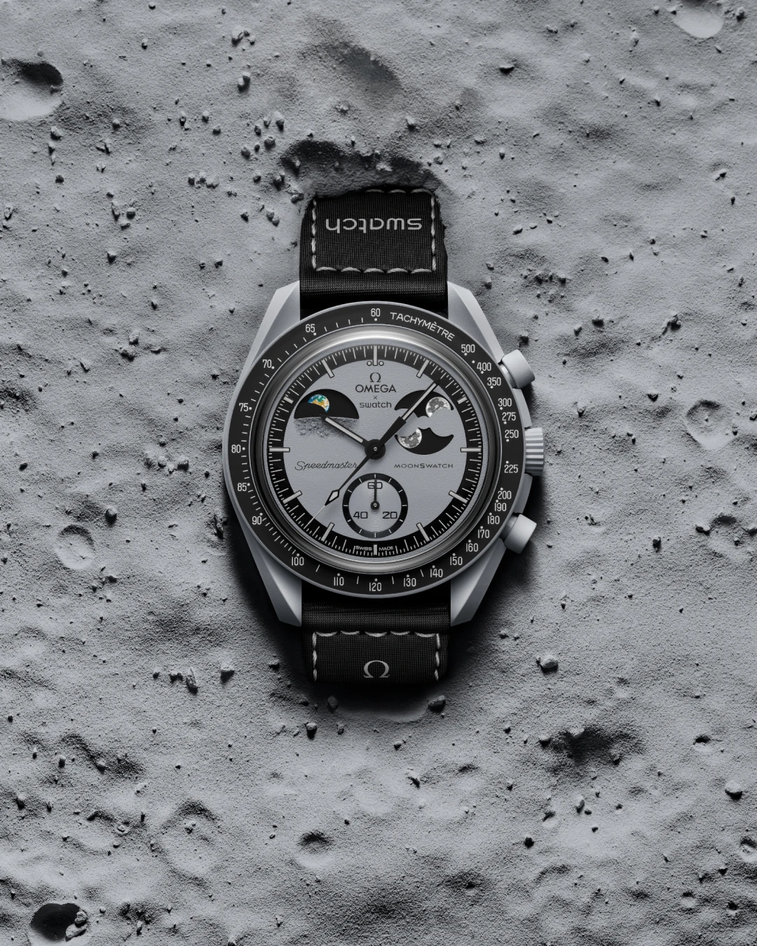 ساعت مچی امگا سواچ میشن تو ارث‌فیز | Omega x Swatch Mission to Earthphase | طوسی صفحه خاکستری